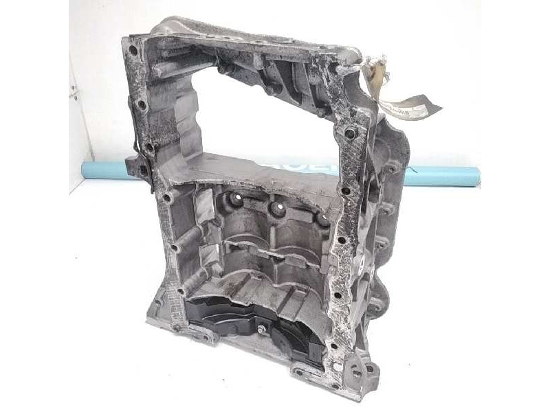 Recambio de carter para renault trafic caja cerrada (ab 4.01) referencia OEM IAM   