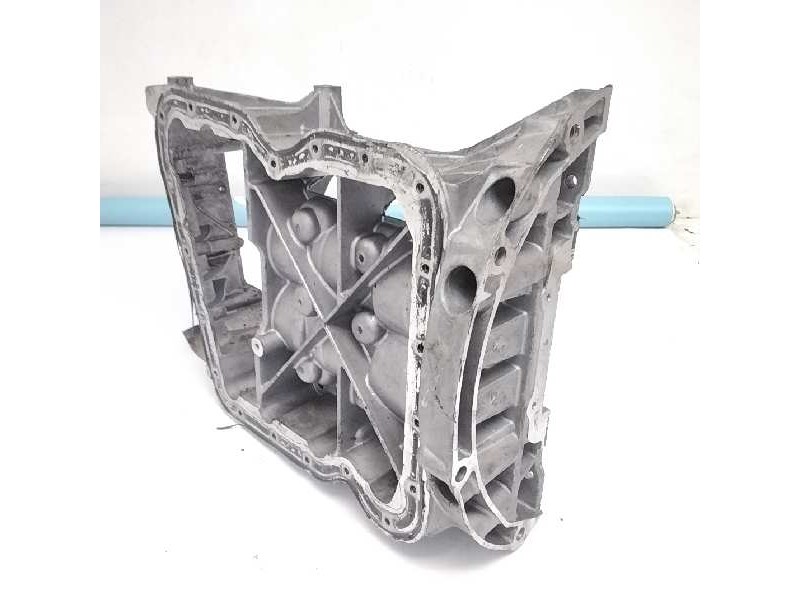 Recambio de carter para renault trafic caja cerrada (ab 4.01) referencia OEM IAM   