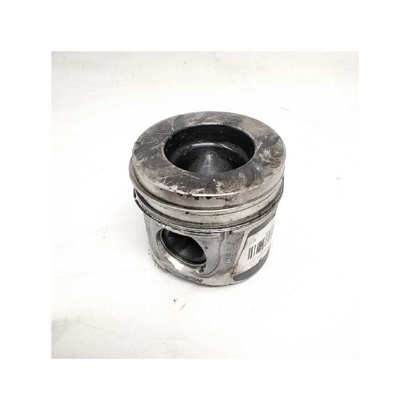 Recambio de piston para renault trafic caja cerrada (ab 4.01) referencia OEM IAM   