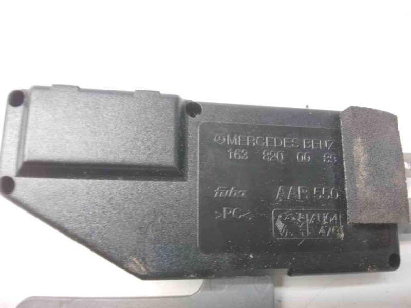 Recambio de amplificador antena para mercedes clase m (w163) 400 cdi (163.128) referencia OEM IAM 1638200089  