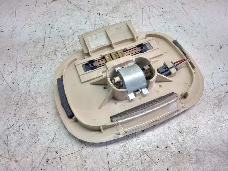 Recambio de luz interior para mercedes clase m (w163) 400 cdi (163.128) referencia OEM IAM A1638203423  