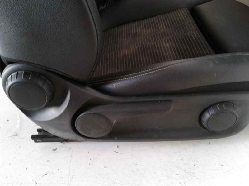 Recambio de juego asientos completo para mercedes clase a berlina (bm 177) a 200 d (117.112) referencia OEM IAM A1778601702 A167