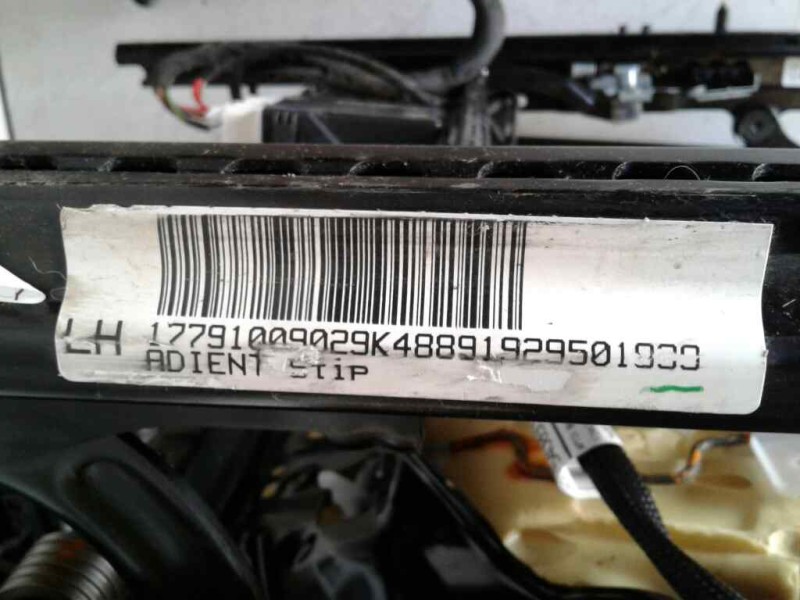 Recambio de juego asientos completo para mercedes clase a berlina (bm 177) a 200 d (117.112) referencia OEM IAM A1778601702 A167