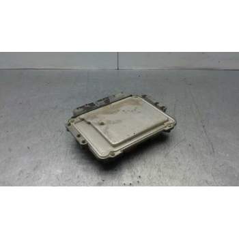 Recambio de centralita motor uce para opel astra h berlina enjoy referencia OEM IAM 0281011380 12992628 8973729171