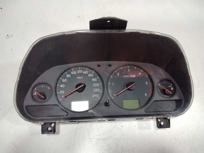 Recambio de cuadro instrumentos para volvo v40 familiar 1.9 d+ evolution referencia OEM IAM 30662270A  