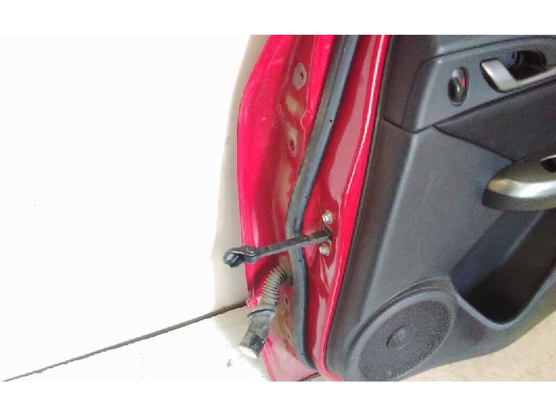 Recambio de puerta trasera derecha para honda civic berlina 5 (fk) 1.4 sport referencia OEM IAM   
