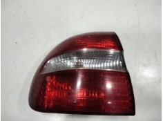 Recambio de piloto trasero izquierdo para volvo v40 familiar 1.9 d+ evolution referencia OEM IAM   