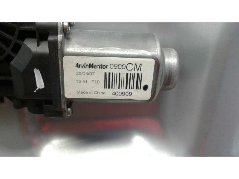 Recambio de elevalunas trasero izquierdo para hyundai santa fe (bm) referencia OEM IAM 400909  