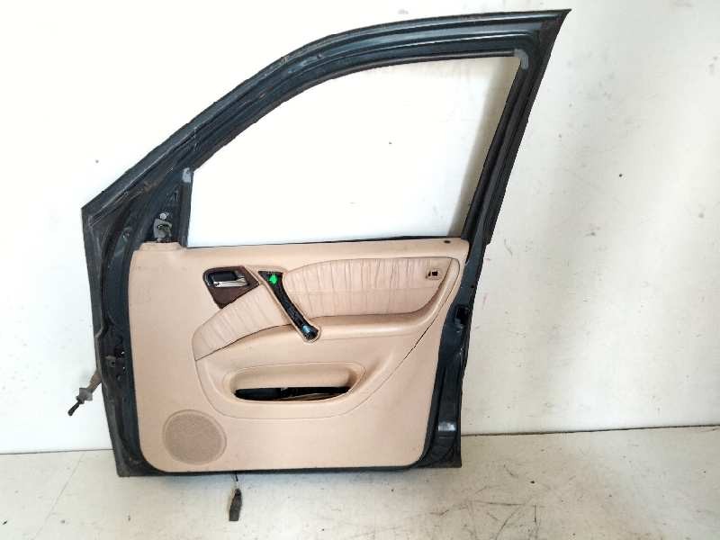 Recambio de puerta delantera derecha para mercedes clase m (w163) 400 cdi (163.128) referencia OEM IAM   
