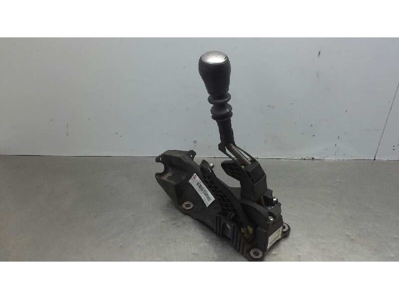 Recambio de palanca cambio para nissan x-trail (t31) le referencia OEM IAM   