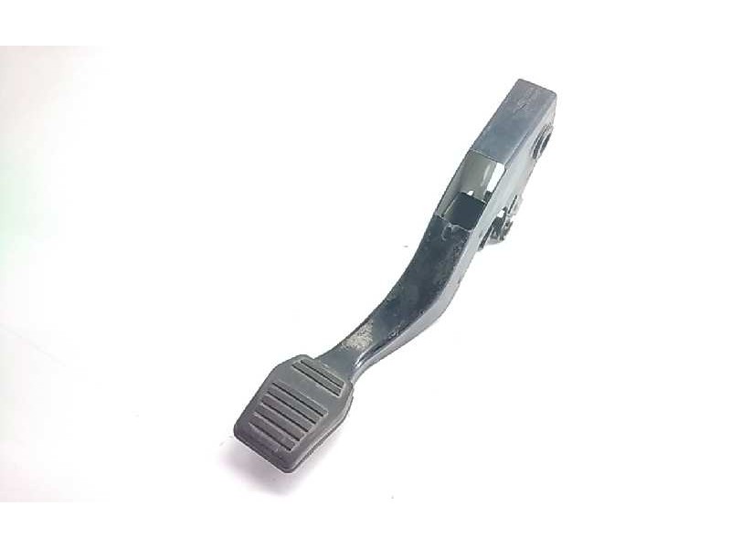 Recambio de pedal embrague para ford fiesta courier referencia OEM IAM 83FB7520AF  