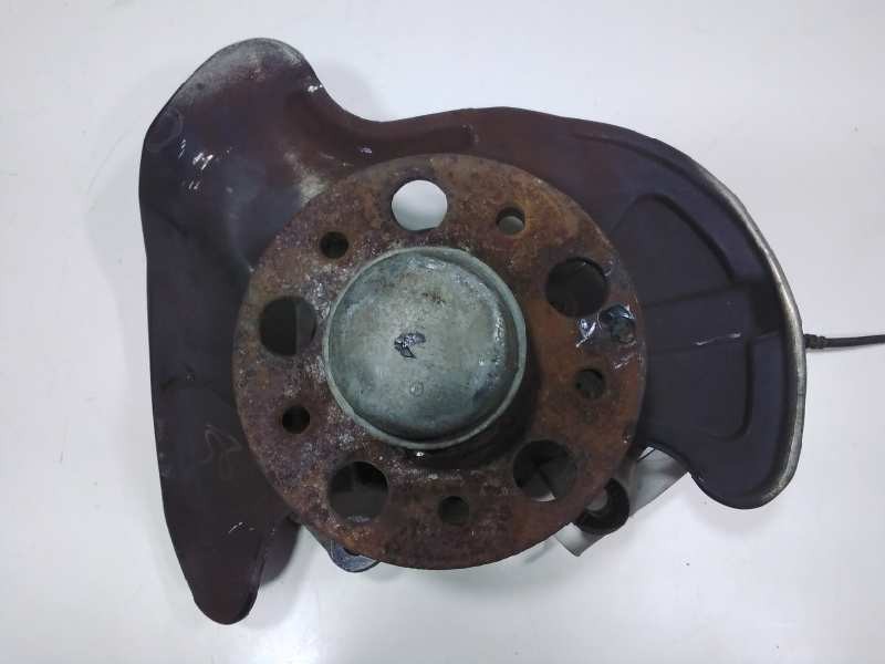 Recambio de mangueta delantera izquierda para mercedes clase c (w203) sportcoupe c 180 (203.735) referencia OEM IAM   