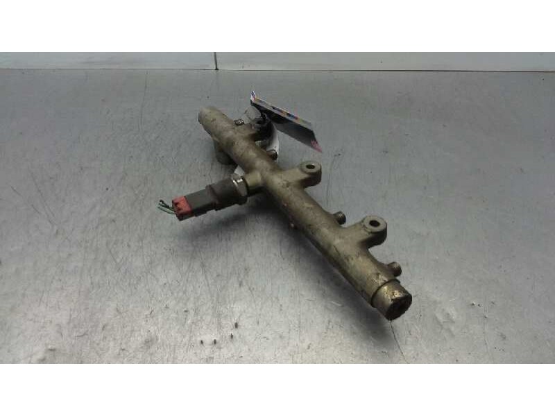 Recambio de rampa inyectora para citroen c5 berlina 2.0 hdi sx referencia OEM IAM   