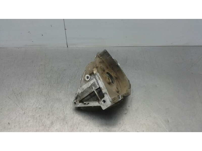 Recambio de soporte bomba inyeccion para citroen c5 berlina 2.0 hdi sx referencia OEM IAM 96389217  