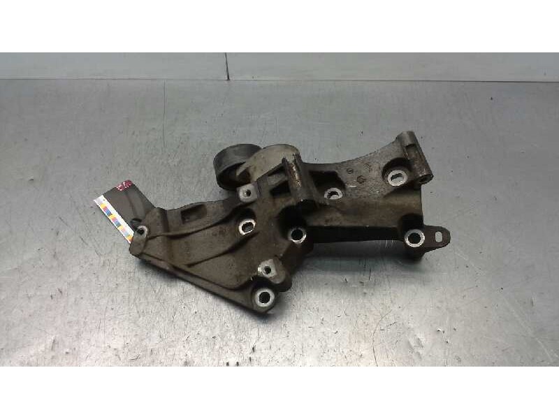 Recambio de soporte alternador para renault clio ii fase ii (b/cb0) 1.5 dci diesel referencia OEM IAM   