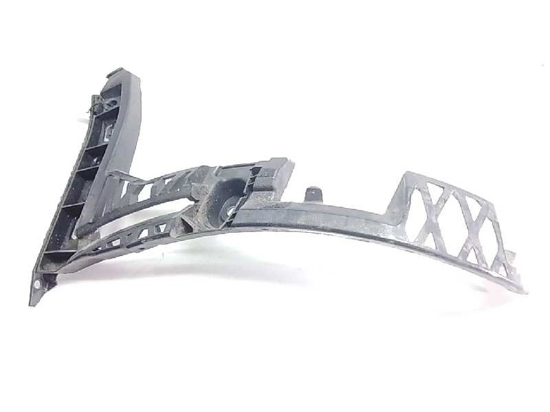 Recambio de soporte faro izquierdo para mercedes clase a berlina (bm 177) a 200 d (117.112) referencia OEM IAM A1778850700  