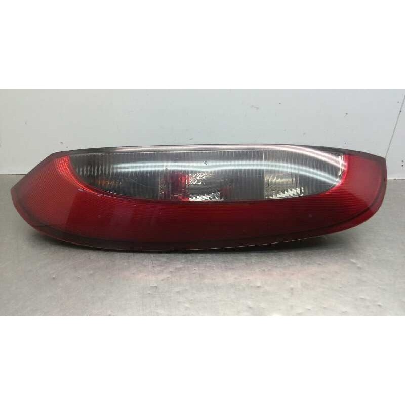 Recambio de piloto trasero izquierdo para opel corsa c 1.2 16v cat (z 12 xe / lw4) referencia OEM IAM   