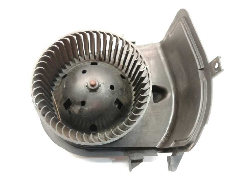 Recambio de motor calefaccion para volkswagen golf iii berlina (1h1) vr6 referencia OEM IAM 1H1820021  