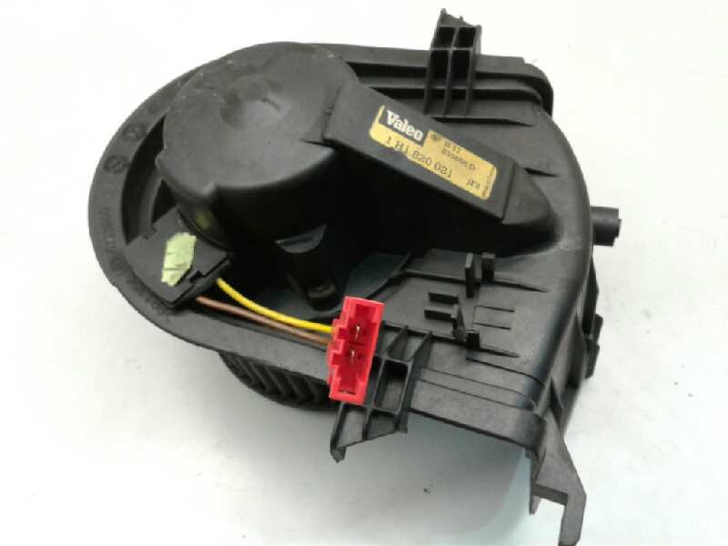 Recambio de motor calefaccion para volkswagen golf iii berlina (1h1) vr6 referencia OEM IAM 1H1820021  