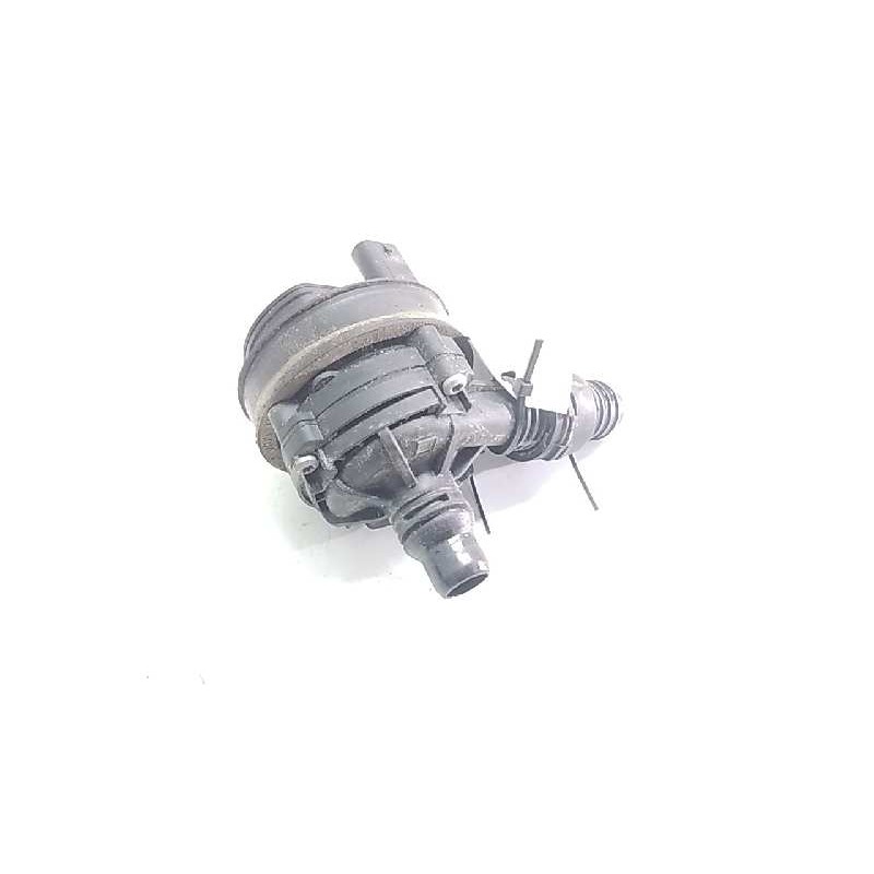 Recambio de bomba agua electrica para mercedes clase a berlina (bm 177) a 200 d (117.112) referencia OEM IAM A0005003600  