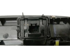 Recambio de mando elevalunas delantero derecho para renault megane iii berlina 5 p expression referencia OEM IAM    2