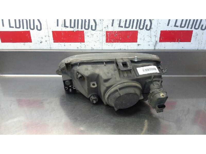 Recambio de faro derecho para renault megane i berlina hatchback (ba0) 1.9 diesel referencia OEM IAM   