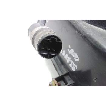 Recambio de faro derecho para ssangyong family 2.5 td referencia OEM IAM   