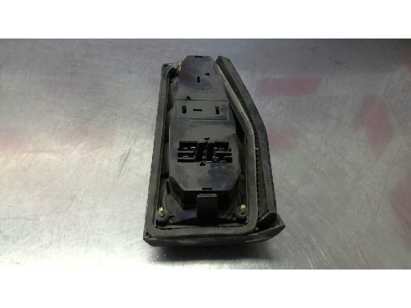 Recambio de piloto trasero izquierdo para volkswagen polo (801/803) 1.05 referencia OEM IAM   