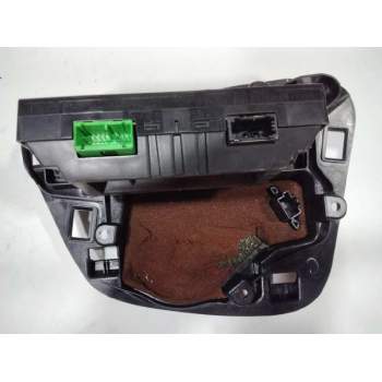 Recambio de pantalla multifuncion para volvo xc60 kinetic awd referencia OEM IAM 30781190LHD  