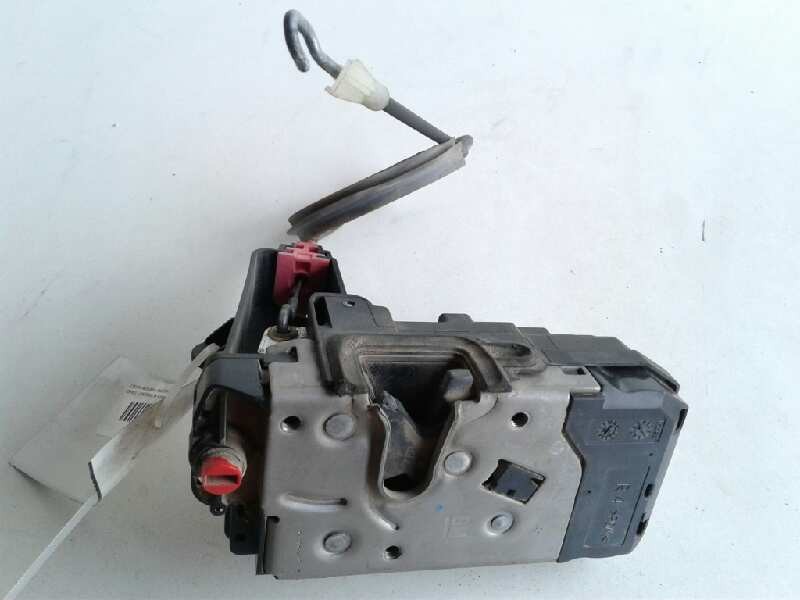 Recambio de cerradura puerta trasera derecha para opel zafira b cosmo referencia OEM IAM   