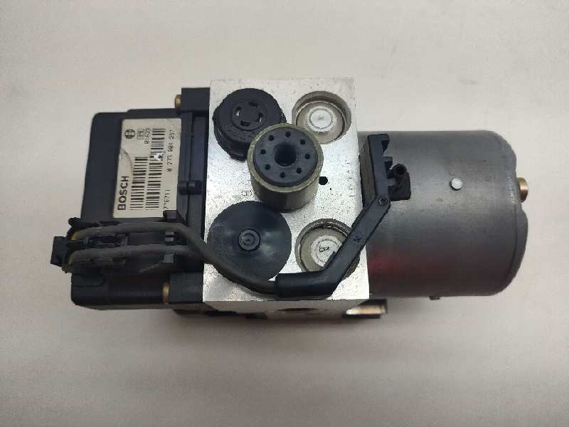 Recambio de centralita abs para nissan terrano/terrano.ii (r20) referencia OEM IAM 0265215436 BOSCH 