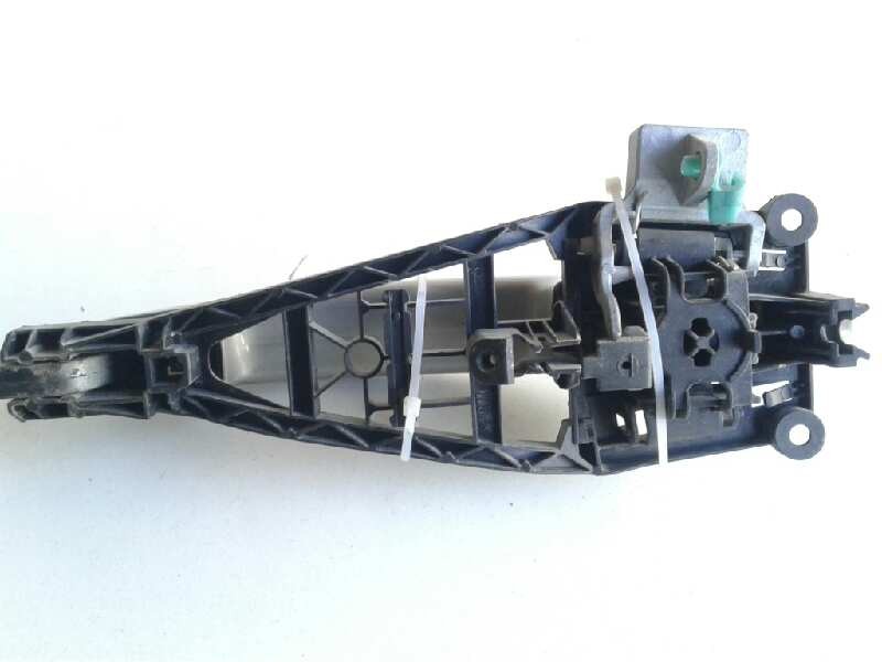 Recambio de maneta exterior trasera derecha para opel zafira b cosmo referencia OEM IAM   