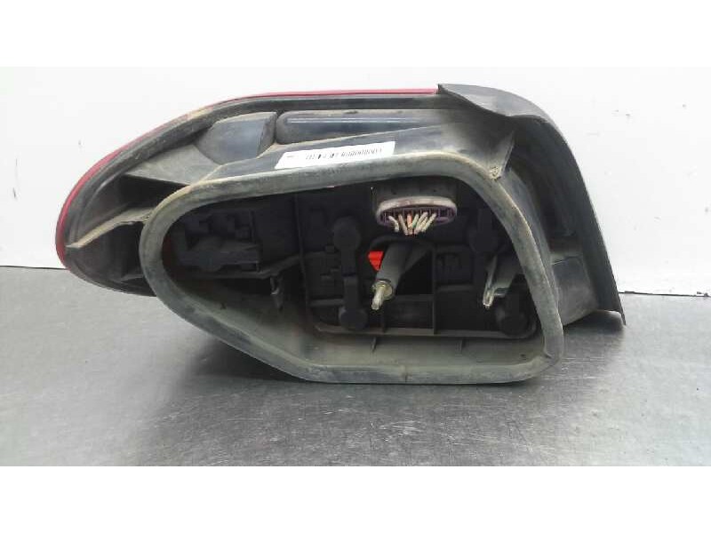 Recambio de piloto trasero derecho para citroen xsara berlina 1.6i 16v premier referencia OEM IAM   