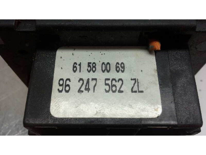 Recambio de mando limpia para citroen xantia berlina 1.9 turbodiesel referencia OEM IAM   