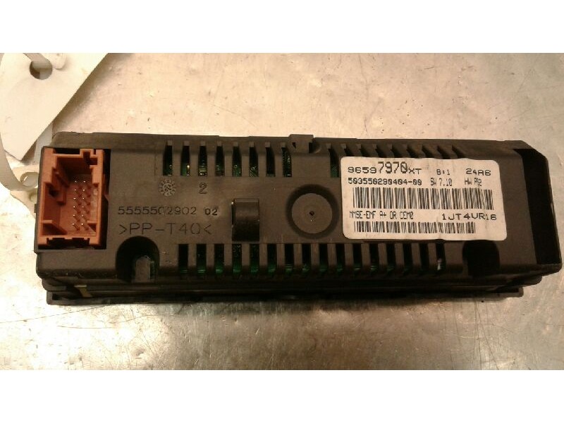 Recambio de pantalla multifuncion para citroen c3 1.4 hdi exclusive referencia OEM IAM   