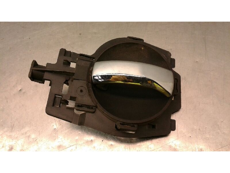 Recambio de maneta interior trasera derecha para citroen c3 1.4 hdi exclusive referencia OEM IAM   