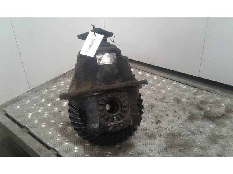 Recambio de diferencial trasero para nissan eco - t 135.60/100 kw/e2 4.0 diesel referencia OEM IAM 710284 37X9 