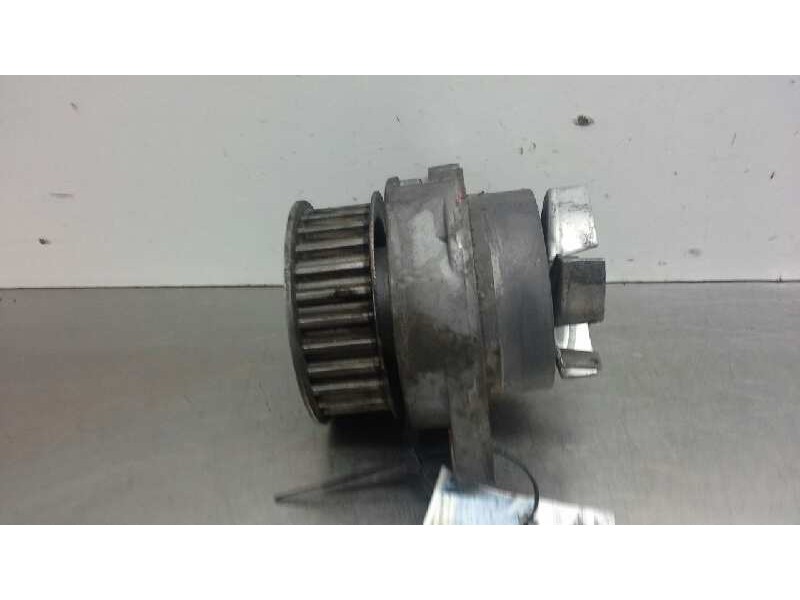 Recambio de bomba agua para seat ibiza (6k) básico referencia OEM IAM   