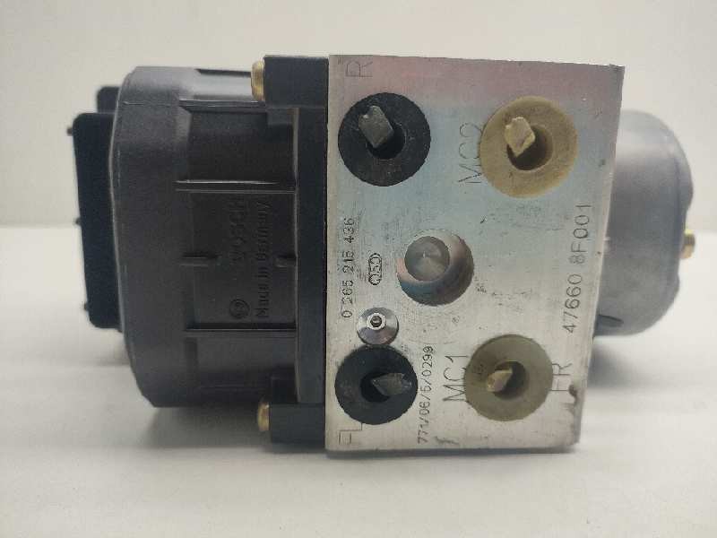 Recambio de centralita abs para nissan terrano/terrano.ii (r20) referencia OEM IAM 0265215436 BOSCH 