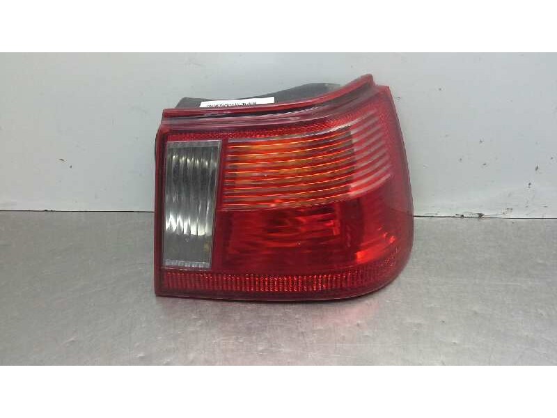 Recambio de piloto trasero derecho para seat ibiza (6k1) select referencia OEM IAM   