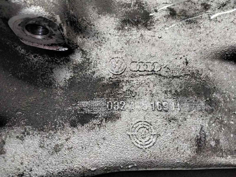 Recambio de soporte alternador para seat ibiza (6k) básico referencia OEM IAM 032145169H  