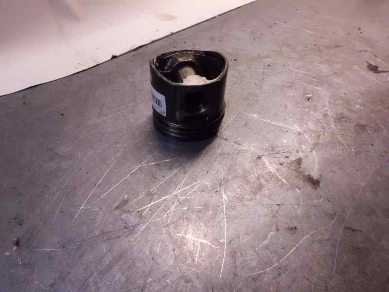 Recambio de piston para citroen jumper caja cerrada (1) 2.5 tdi referencia OEM IAM   