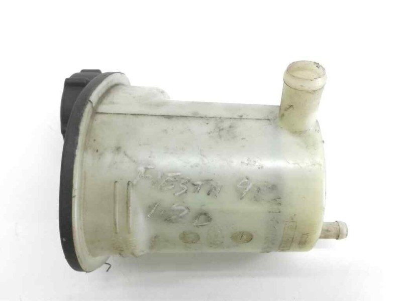Recambio de deposito servo para ford fiesta (cbk) referencia OEM IAM 96FB3R700DA  
