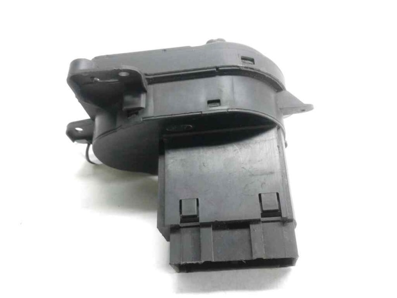 Recambio de mando luces para ford fiesta (cb1) referencia OEM IAM 2S613A024CA  
