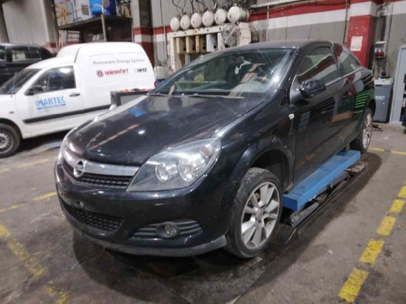opel astra gtc del año 2008