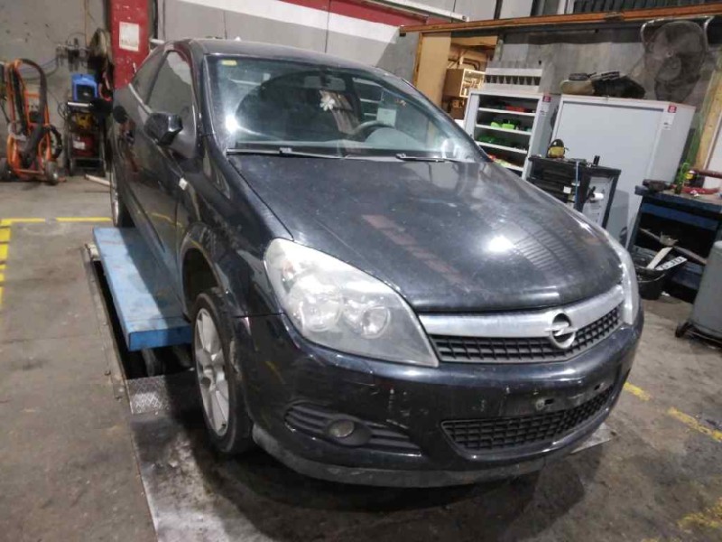 opel astra gtc del año 2008