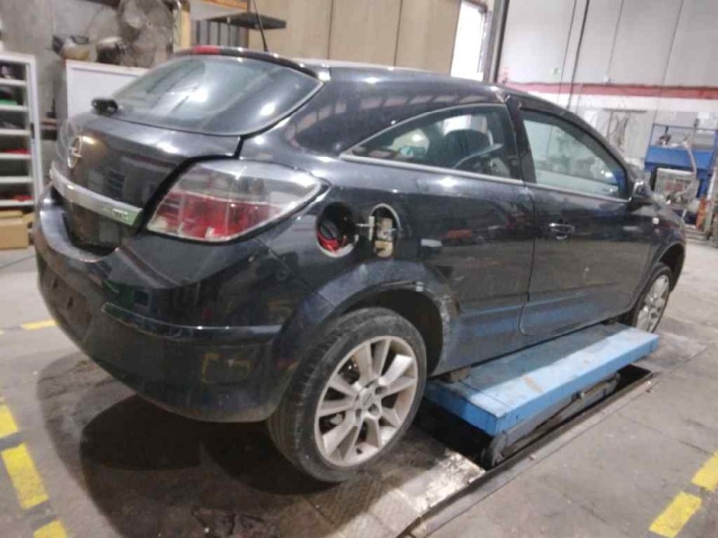 opel astra gtc del año 2008
