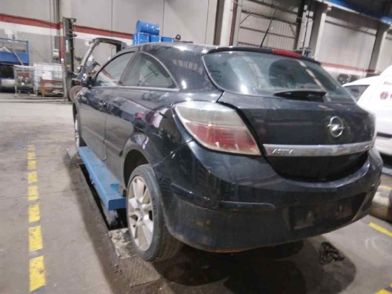 opel astra gtc del año 2008
