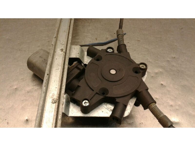 Recambio de elevalunas delantero derecho para seat ibiza (6k) básico referencia OEM IAM 181006  