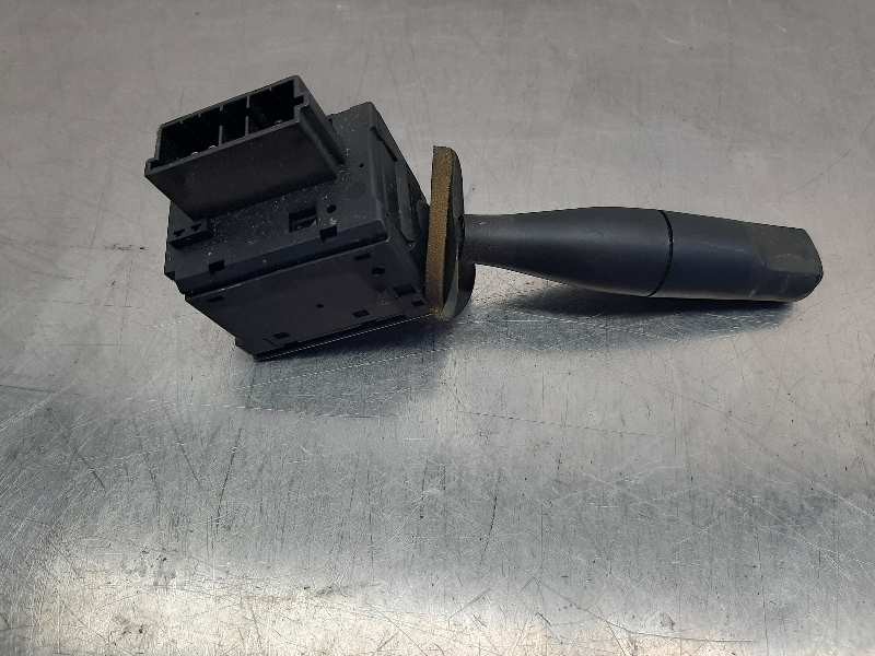 Recambio de mando limpia para citroen saxo 1.5 d image referencia OEM IAM 6239G6  